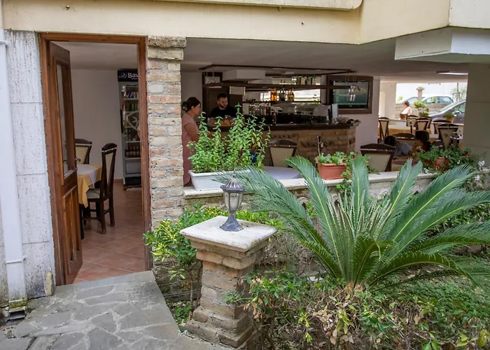 Hotel Sunrise Golem (Tirana)